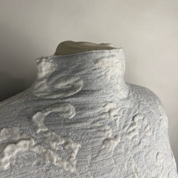 TOPSHOP | Light Blue & White Embossed Floral Mock Neck Sweater | Women's 8-10 - Picture 3 of 9